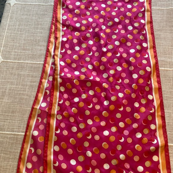 Coach Scarf - Picture 2 of 3